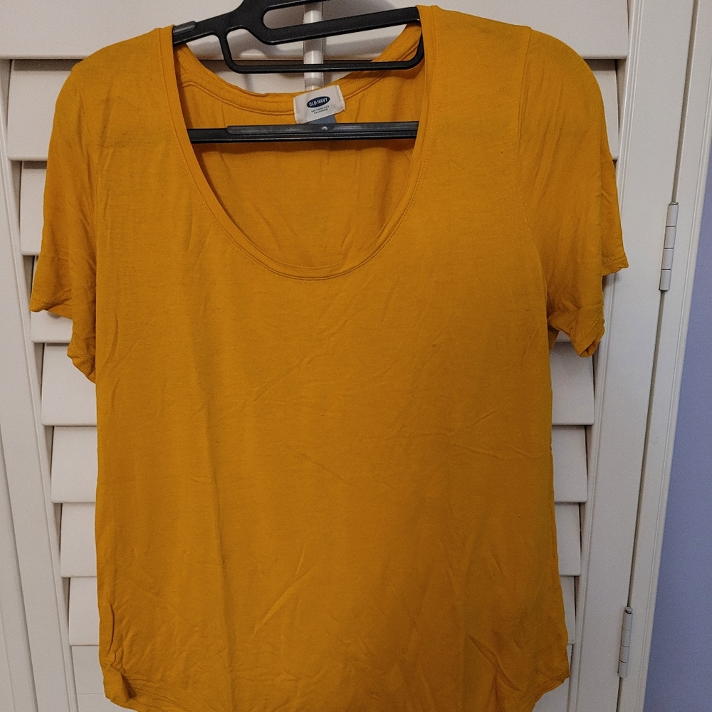Yellow - Picture 2 of 9